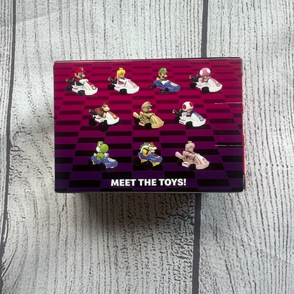McDonald’s Mario Kart 8 Deluxe Pink Gold Peach Kart Toy – NWOT Unopened 2024 - Picture 3 of 6